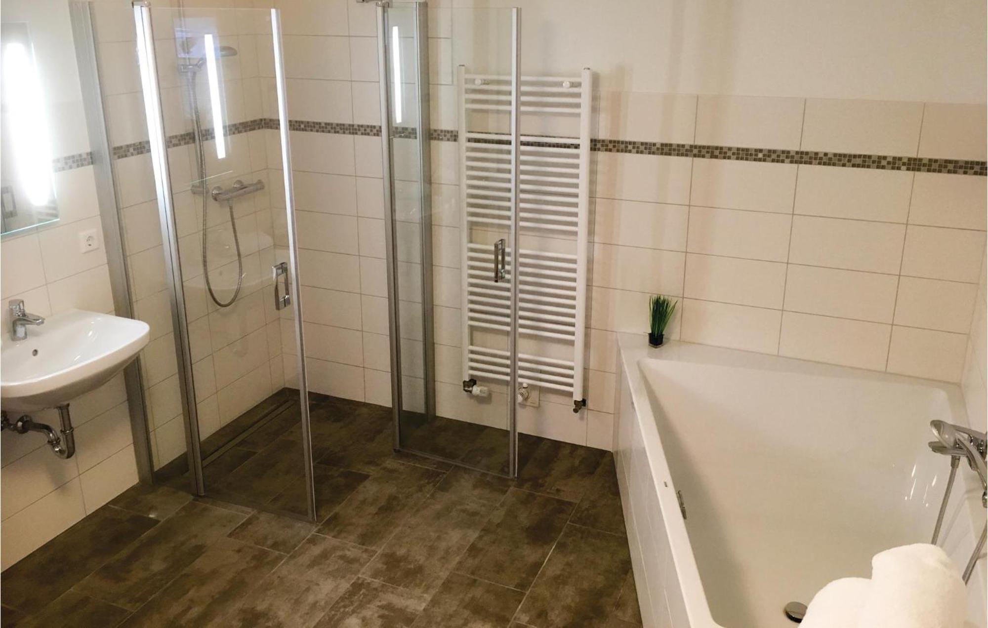 5 Bedroom Beautiful Home In Ockholm מראה חיצוני תמונה