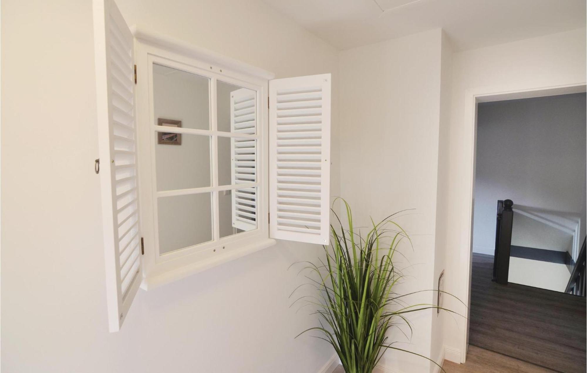 5 Bedroom Beautiful Home In Ockholm מראה חיצוני תמונה