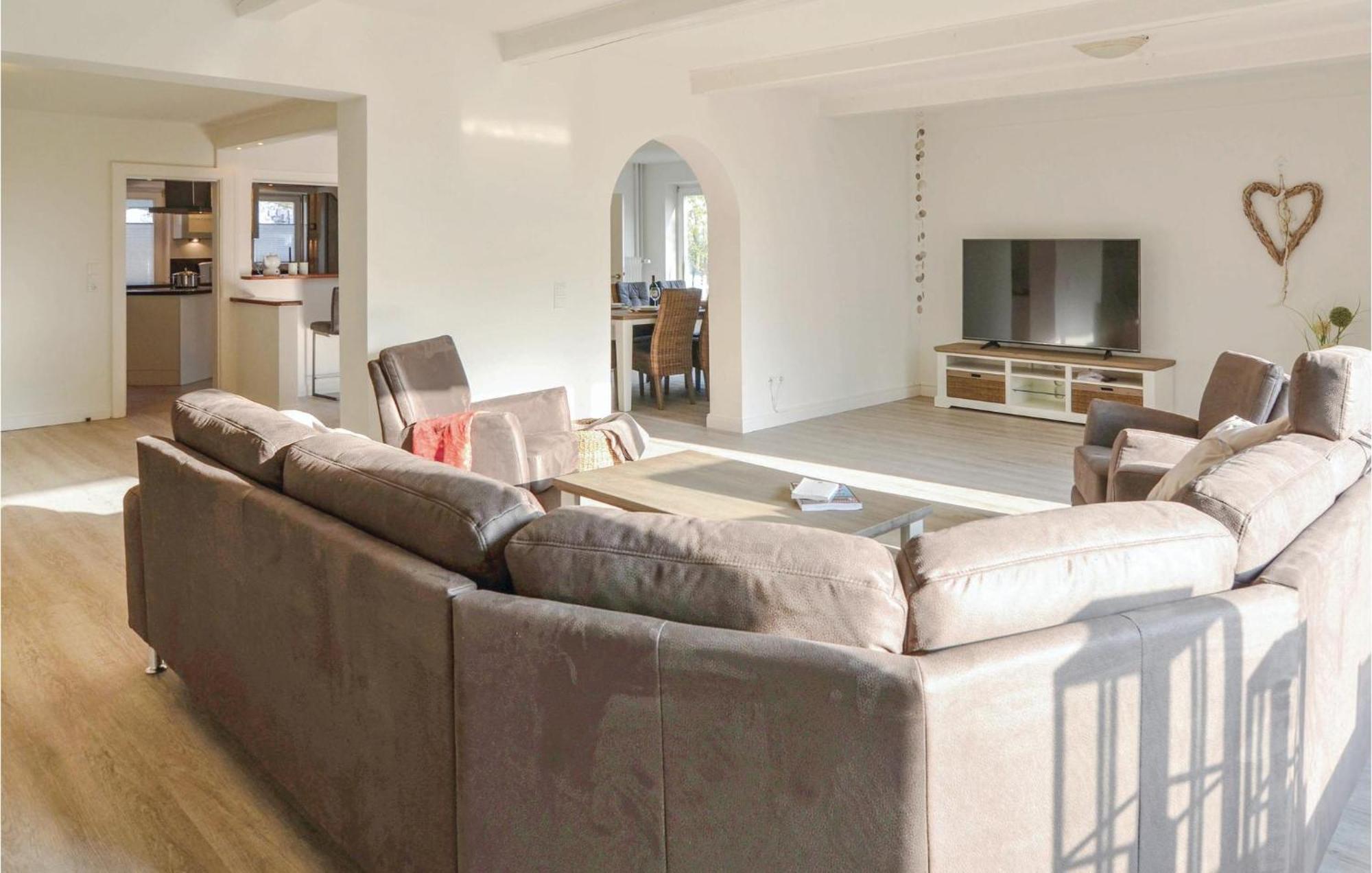 5 Bedroom Beautiful Home In Ockholm מראה חיצוני תמונה